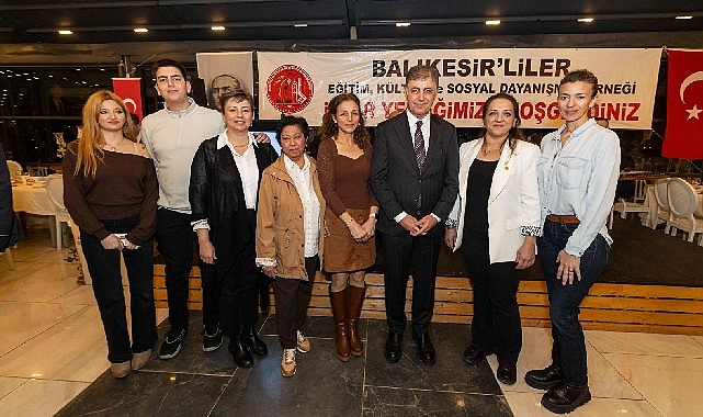 Başkan Tugay, İzmir’deki Balıkesirlilerle iftarda buluştu