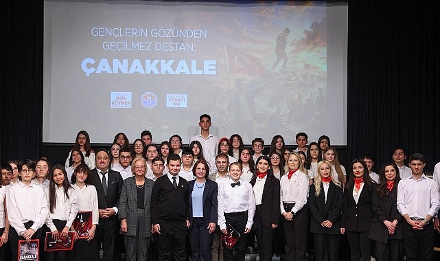Maltepe Belediyesi öğrencilerinden ‘Gençlerin Gözünden Geçilmez Destan: Çanakkale’ gösterisi