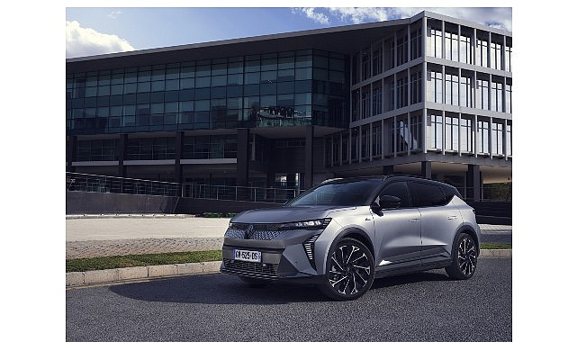 Renault’da Elektrikli Ailenin Üst Segment Temsilcisi:  Scenic E-Tech Elektrikli Türkiye’de