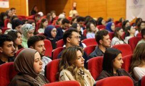 Ticaret Sicili Süreçleri, Hukuk Fakültesi Öğrencileri ve Mezunlarıyla Uygulamalı Olarak Ele Alındı