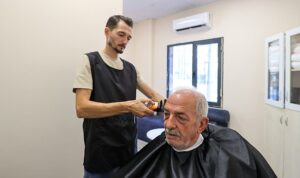 Buca’nın çınarlarının yüzü gülüyor