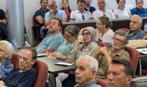 Karşıyaka’da kentsel dönüşüm zirvesi: Uzmanlar vatandaşlarla buluştu