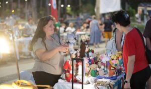 Konak’ın Gece Kermesi ile 150 kadının emeği kazanca dönüşüyor
