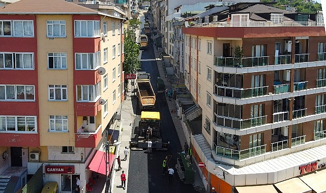 Maltepe’de Asfalt Çalışmaları Sürüyor
