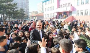 Başkan Altay Yeni Eğitim Öğretim Yılının Hayırlı Olmasını Diledi